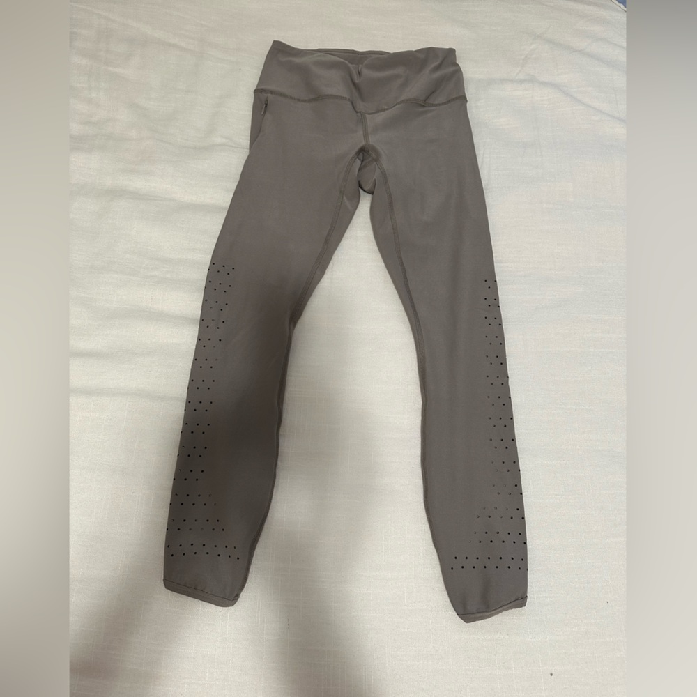 Never-worn gray leggings